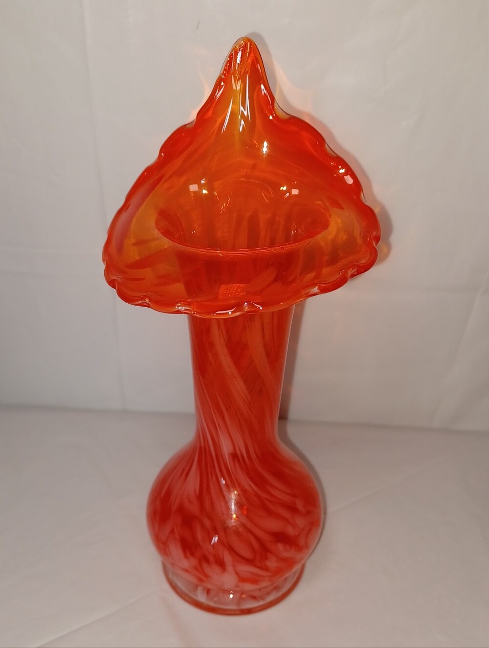 Jack In The Pulpit/Flared Cala Lily Amberina/Orange  Art Glass Vase Ruffled Rim